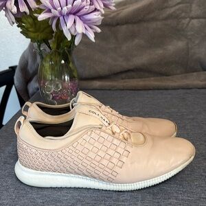 Cole Haan Womens Sz 8.5 Grand Crosscourt Turf Sneaker Shoes Pink Leather Suede